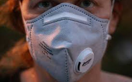 Чехам разрешат снимать маски в помещениях