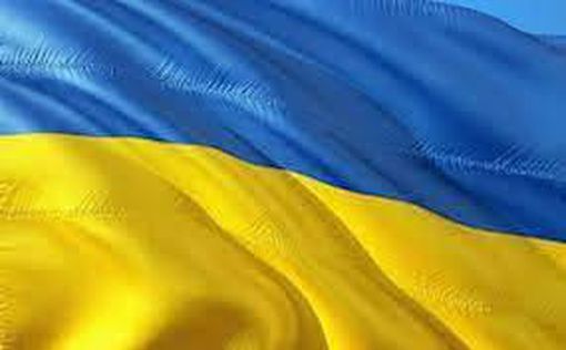 В центре Херсона повесили украинский флаг