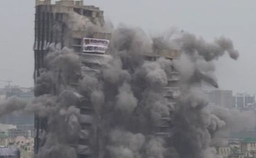 В Индии взорвали башни-близнецы: эпичное видео