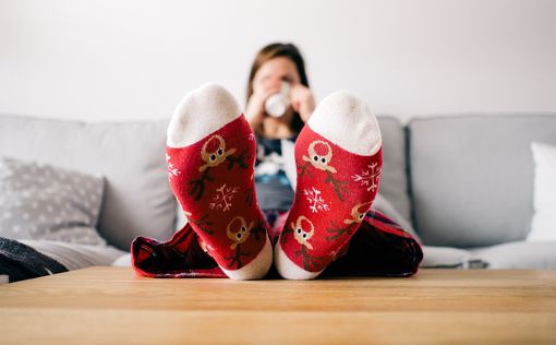 Звичка спати в шкарпетках може викликати у вас нудоту – дослідження