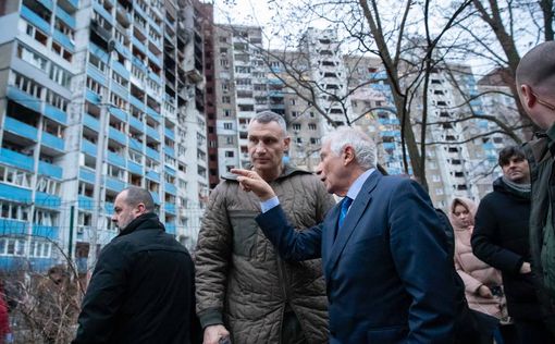 Кличко показал Боррелю последствия утренней атаки на Киев