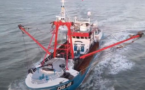 Скандал из-за прав на ловлю рыбы обостряется: Франция захватила британское судно
