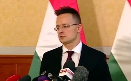 Сийярто: Венгрия даст площадку для переговоров РФ с Украиной