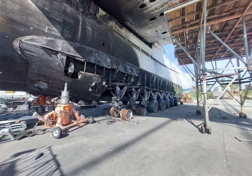 Уничтоженная "Мрия" восстает из пепла. Новые фото Ан-225