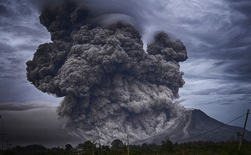 Вулкан Шивелуч на Камчатке выбросил 7-километровый столб пепла