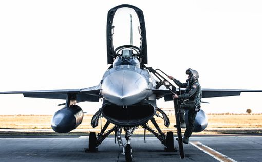 Оголошено про початок тренувань українських пілотів на F-16. Це буде у Данії | Фото: twitter