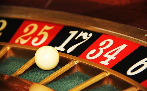 Впервые за два года в Макао закрылись все казино