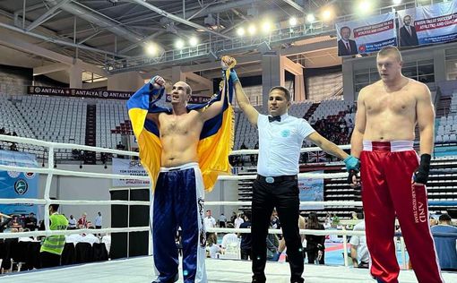 Украинец стал чемпионом Европы по кикбоксингу