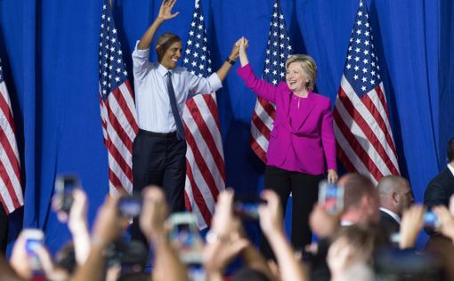 Обама начал призывать американцев голосовать за Клинтон