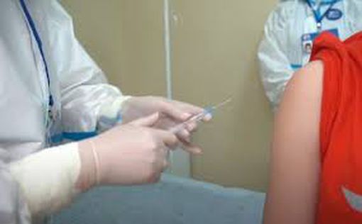 Индия сокращает интервал между прививками от COVID