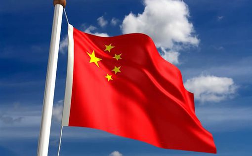 Китайские студенты перед выездом за границу должны принести "клятву верности"