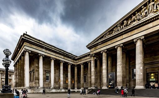 Из Британского музея годами воровали драгоценные артефакты