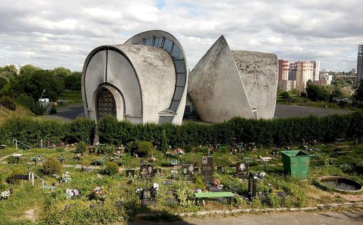Зал прощания в киевском крематории отреставрируют за 1,3 млн