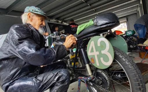 97-летний новозеландец стал самым старым мотогонщиком в мире