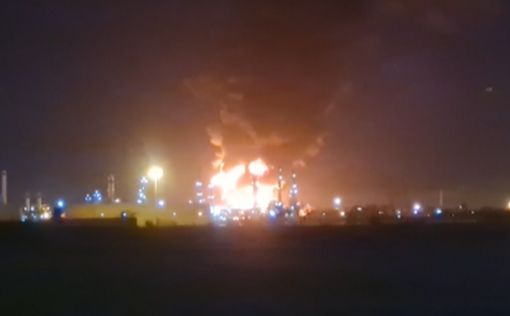В Тегеране второй день горит нефтеперерабатывающий завод