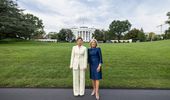 Первые леди Украины и США на лужайке Белого дома. Фото | Фото 1