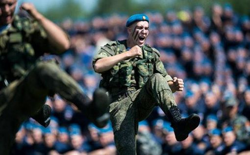 Пойдем на выручку Бате: Российские десантники готовы к походу на Кремль