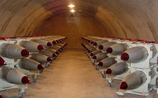 США планируют разместить ядерное оружие на базе RAF в Саффолке (Британия)