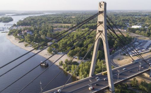 У Києві обмежать рух транспорту на Північному мосту. Схема