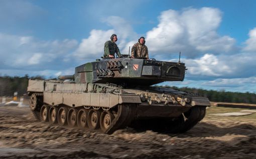 Павлюк в Польше проверил Leopard 2: грозное оружие (фото)