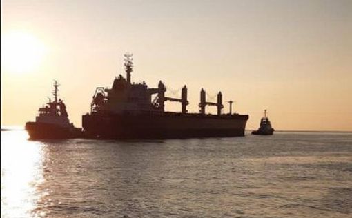 Из портов Одессы вышел первый караван судов с украинским зерном