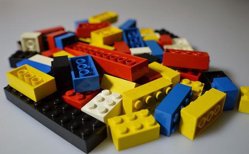 Культовую DOOM запустили на детали LEGO