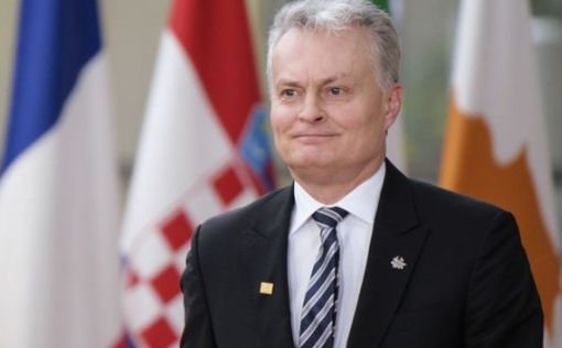 В Киев с неанонсированным визитом прибыл президент Литвы
