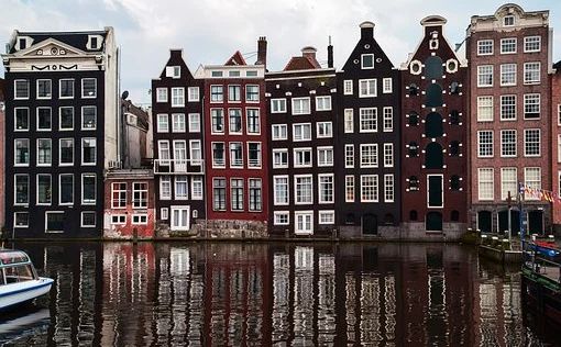 Амстердам: владельцев пустующего жилья будут штрафовать