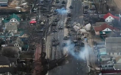 "Азов" показал уничтожение российской танковой колонны