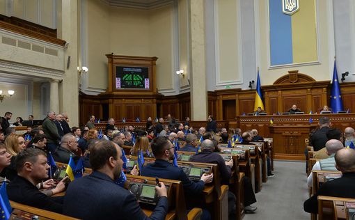 Евродепутат: В Раде появляются безумные законопроекты