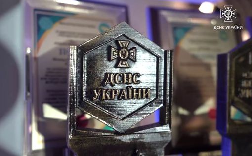 У Києві нагородили чотирилапих захисників – найкращих "носиків". Фото