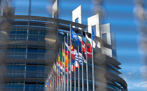 Европарламент снова решил пересмотреть отношения ЕС и России