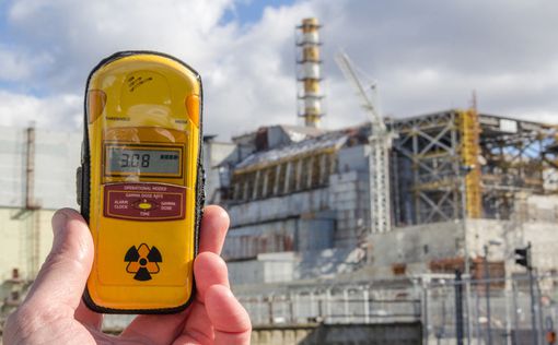 Зеленский почтил годовщину Чернобыльской катастрофы