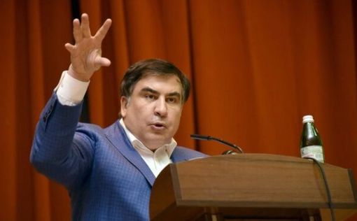Саакашвили рассказал, как Путин хватал его за колено