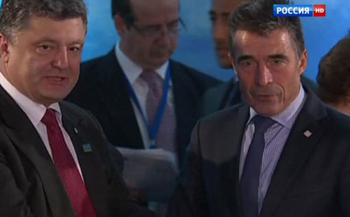 Советник НАТО Порошенко пригрозил РФ летальным оружием