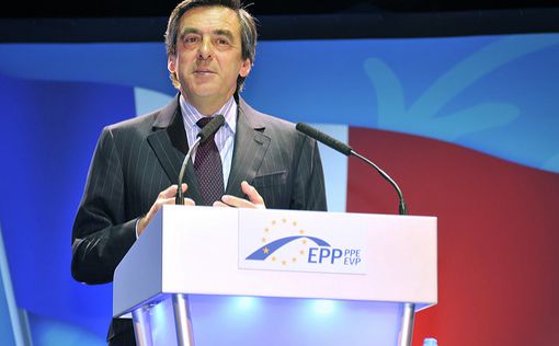 Франсуа Фийон уходит из политики