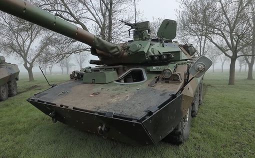 Резников показал французские "колесные танки"  в действии