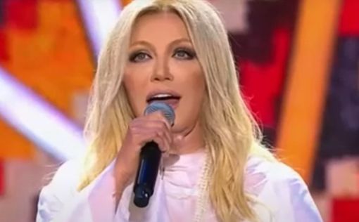 Відома співачка закликала Росію до повного захоплення України