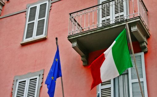 Италия грозит заблокировать бюджет ЕС из-за мигрантов