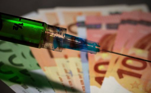 Зеленский попросил Еврокомиссию выделить Украине вакцины