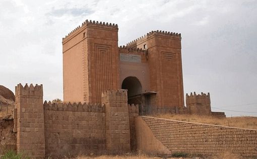 ИГ уничтожило "Ворота Бога" в Мосуле