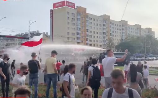 Баррикады, аресты и стрельба: что происходит в Беларуси