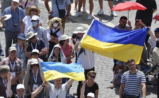 Воскресную встречу с паломниками Папа Франциск завершил упоминанием об Украине