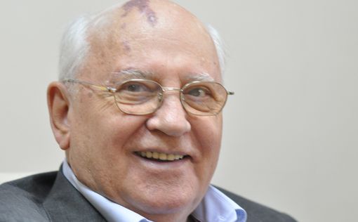 Горбачев отказался посещать Украину при нынешней власти