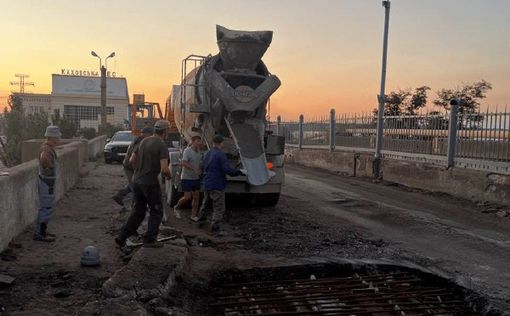 ВСУ обстреляли мост в районе Каховской ГЭС