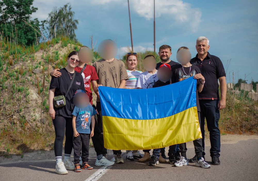 В Украину из оккупации вернулись еще 13 детей, – глава ОП