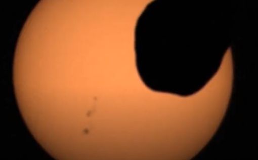 Уникальные кадры: солнечное затмение на Марсе засняли из Космоса