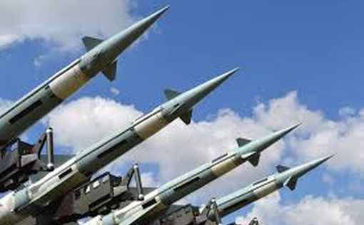 КНДР запустила две баллистические ракеты