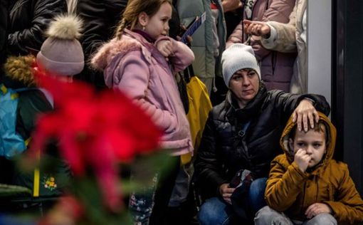 В Варшаве закроют последний пункт помощи украинским беженцам