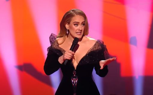 Адель получила награды на Brit Awards в платье украинского дизайнера